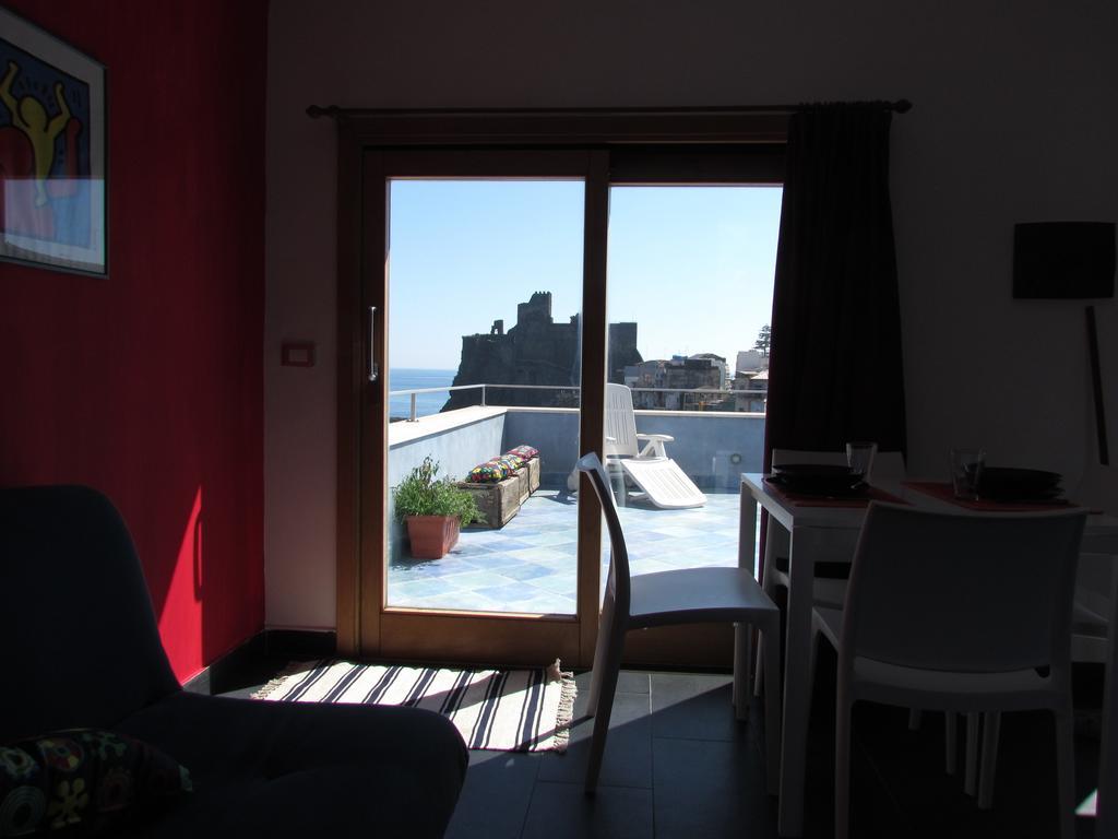 La Terrazza Sul Mare Bed & Breakfast อาชิ กัสเตลโล ภายนอก รูปภาพ